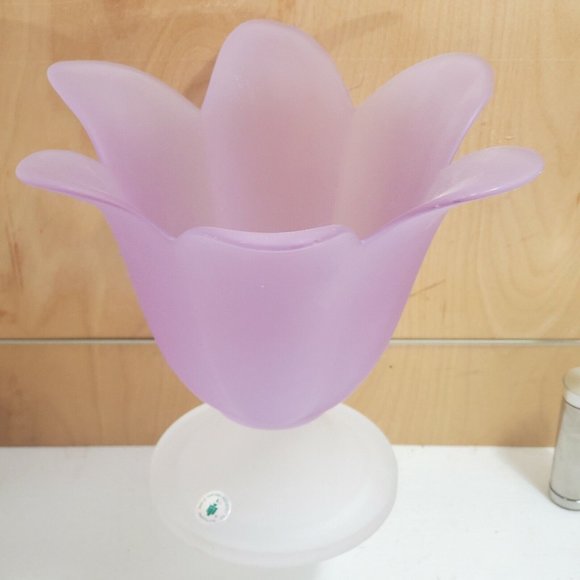 Partylite Royal Tulip 6"  Votive Tea Light Lavender Frosted Candle Holder - Picture 3 of 11